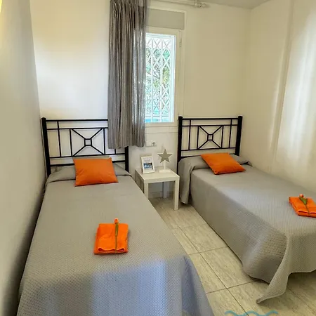 Apartbeach La Caleta Clima Y Vistas Cala Crancs 公寓